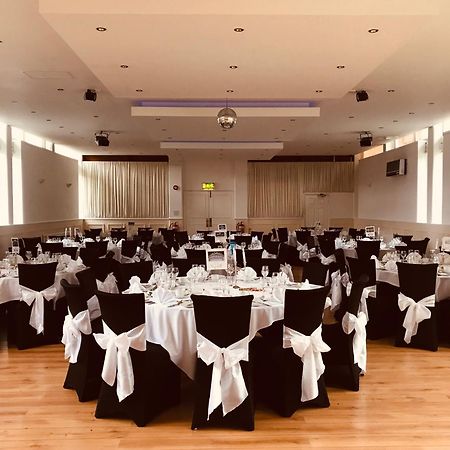 Haughton Hall Hotel & Leisure Club Телфорд Екстер'єр фото