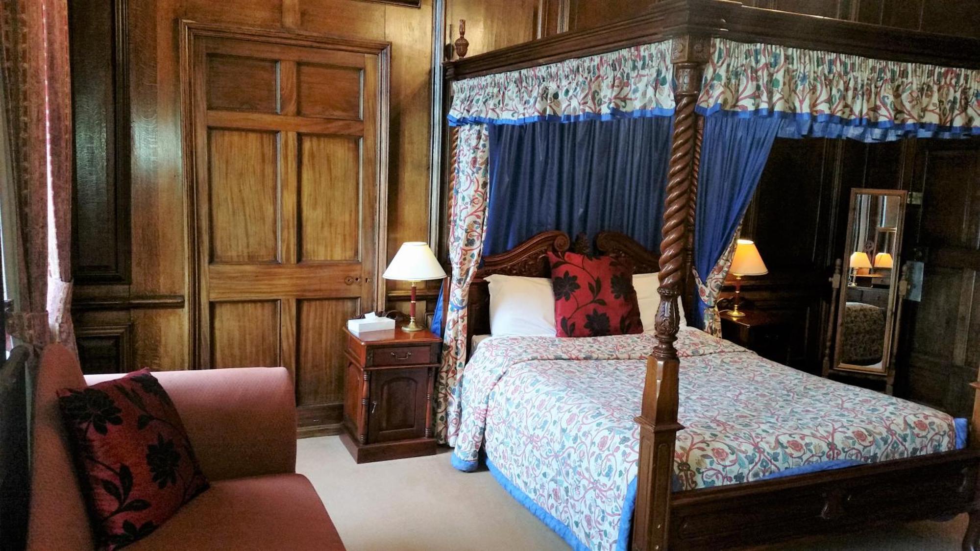 Haughton Hall Hotel & Leisure Club Телфорд Екстер'єр фото