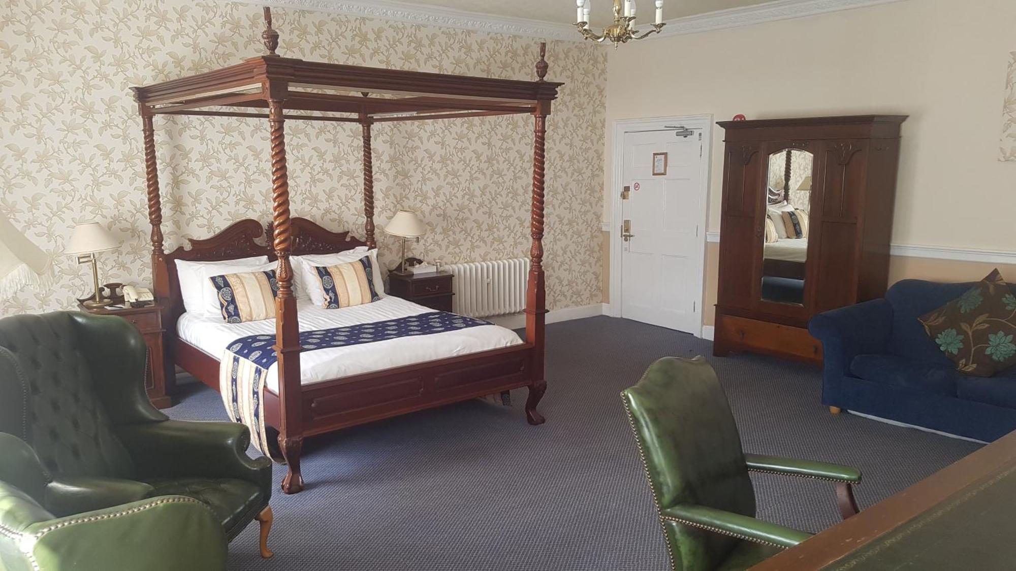 Haughton Hall Hotel & Leisure Club Телфорд Екстер'єр фото