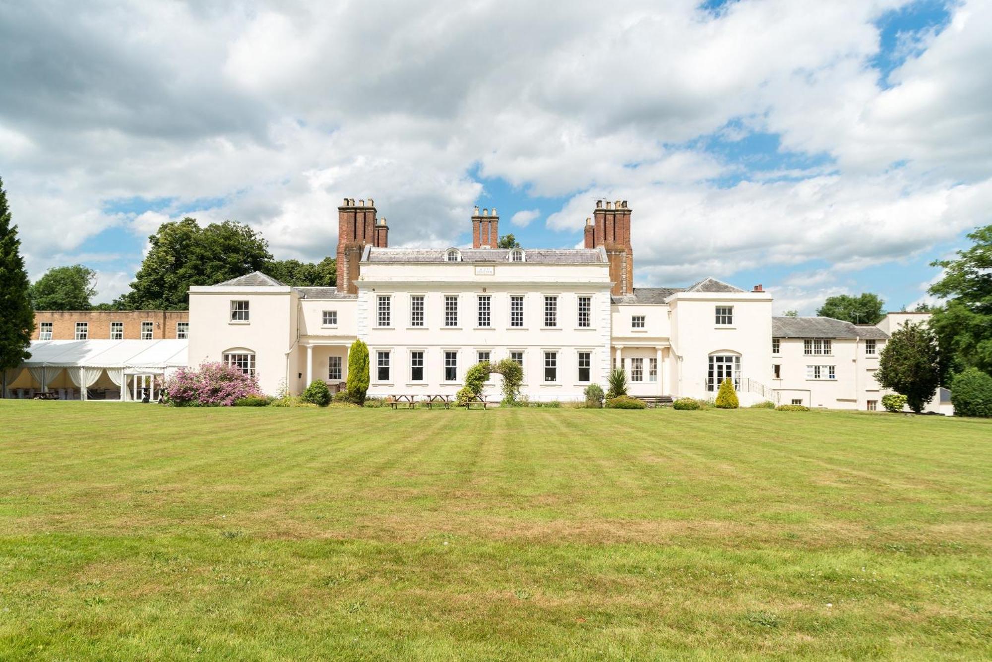 Haughton Hall Hotel & Leisure Club Телфорд Екстер'єр фото